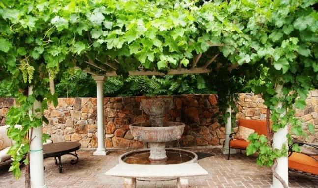 Spanish Villa Inn St. Helena Exterior photo