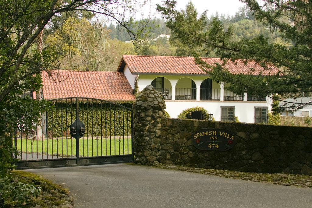Spanish Villa Inn St. Helena Exterior photo